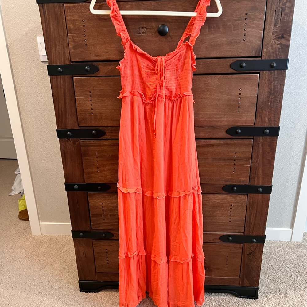 Coral Ruffle Accent Maternity Midi Dress - M - PinkBlush